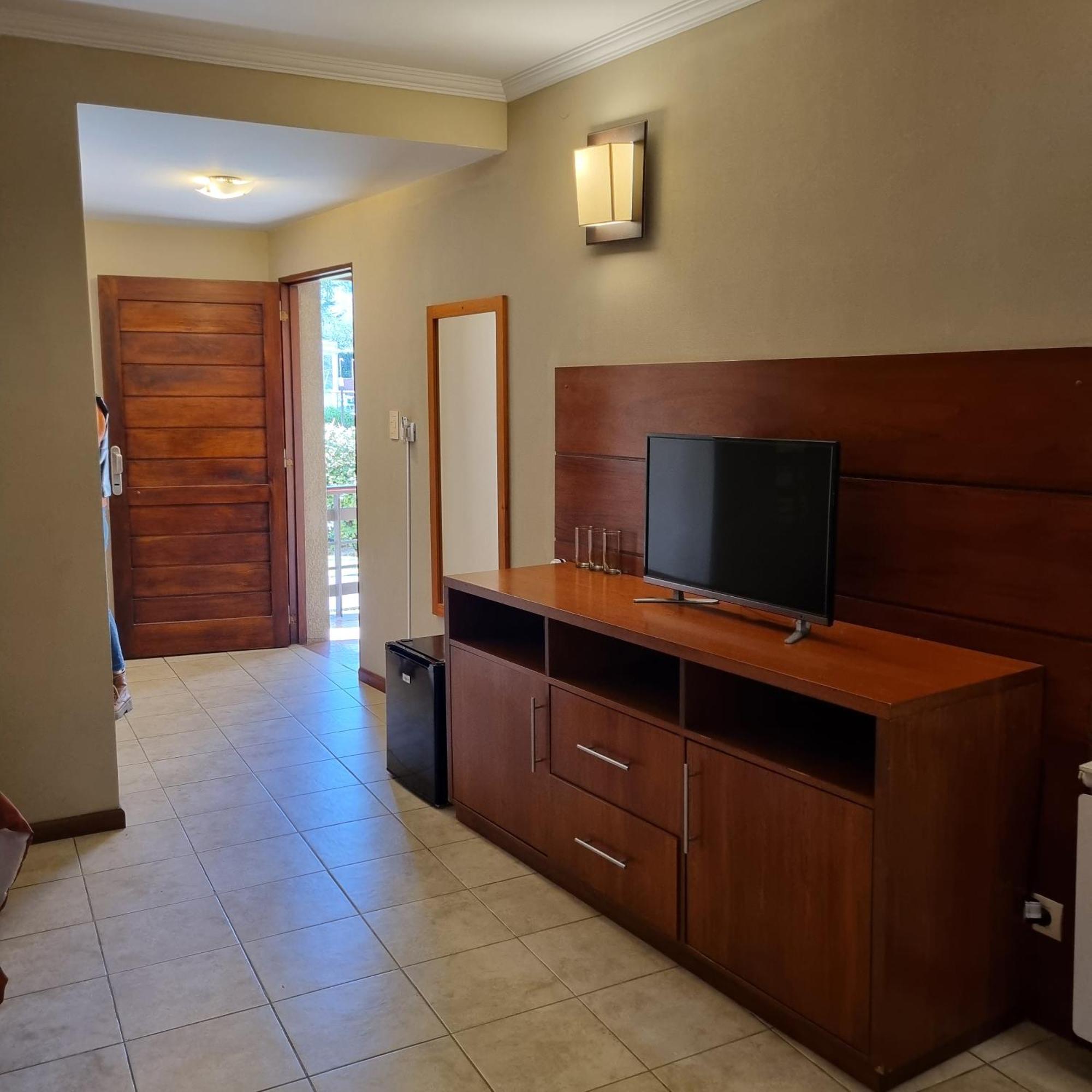 ויז'ה חנראל בלגרנו Hotel Blumig מראה חיצוני תמונה